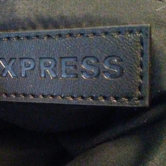 SALE.  Express Black Handbag (NWOT)     WAS 14.00. NOW 12.00 - Picture 4 of 5